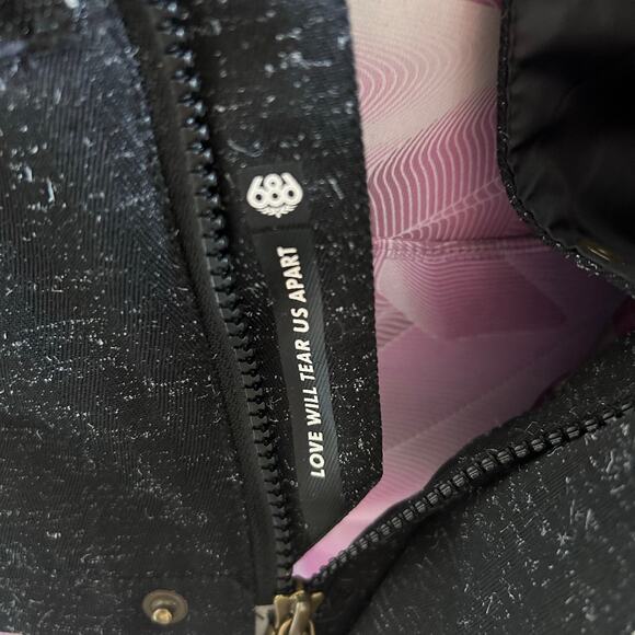 Warm and trendy 686 Parklan Women’s Snowboard Ski Parka – XS – Waterproof 15k - Picture 6 of 8